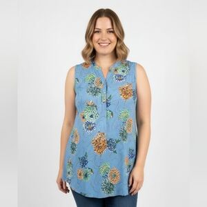 NWT Seven Islands Floral Top